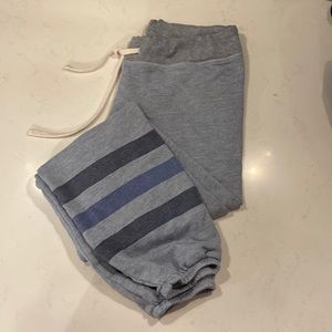 Sundry sweatpants size 1